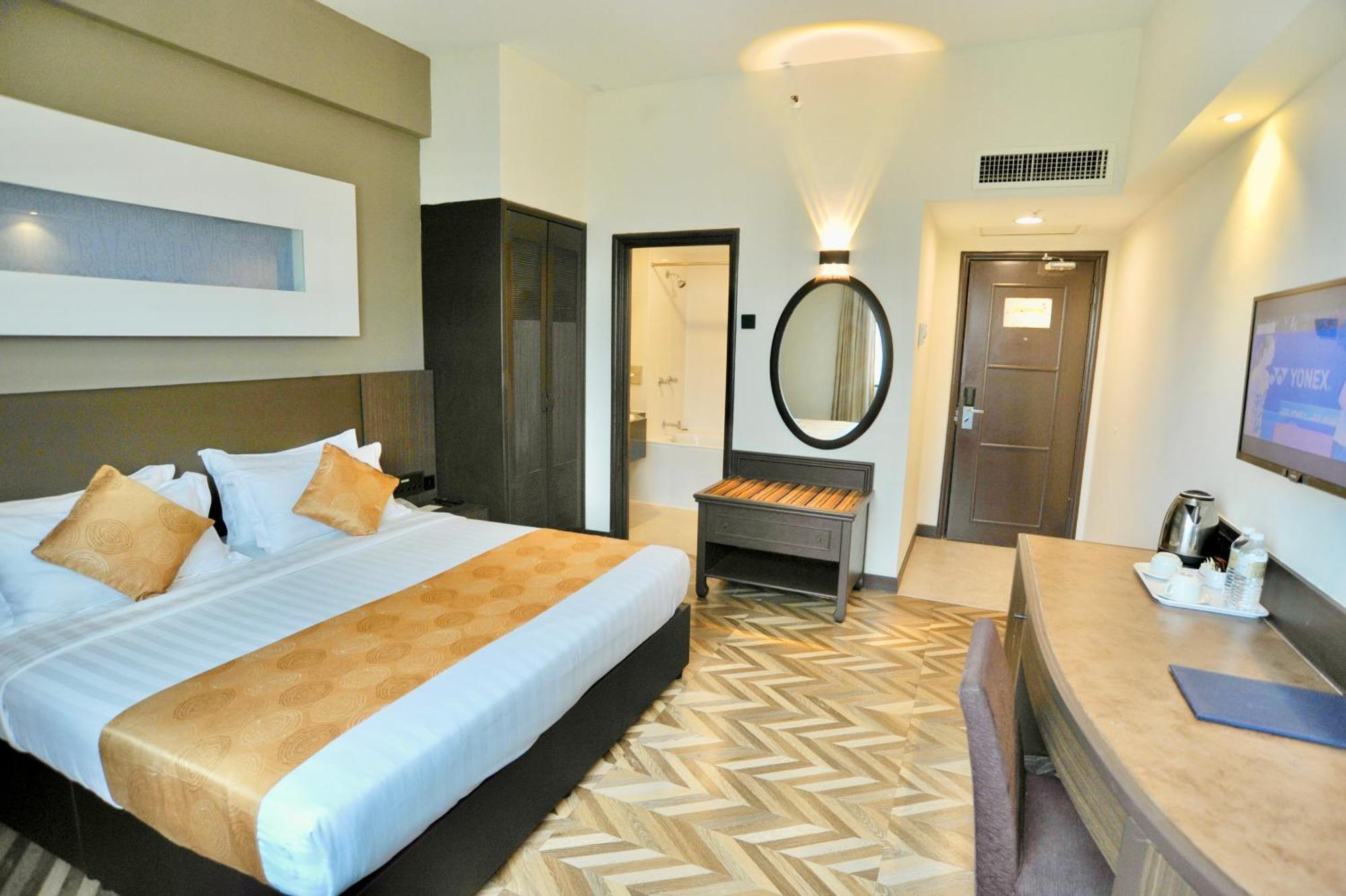 Regalpark Hotel Kuala Lumpur Exteriör bild