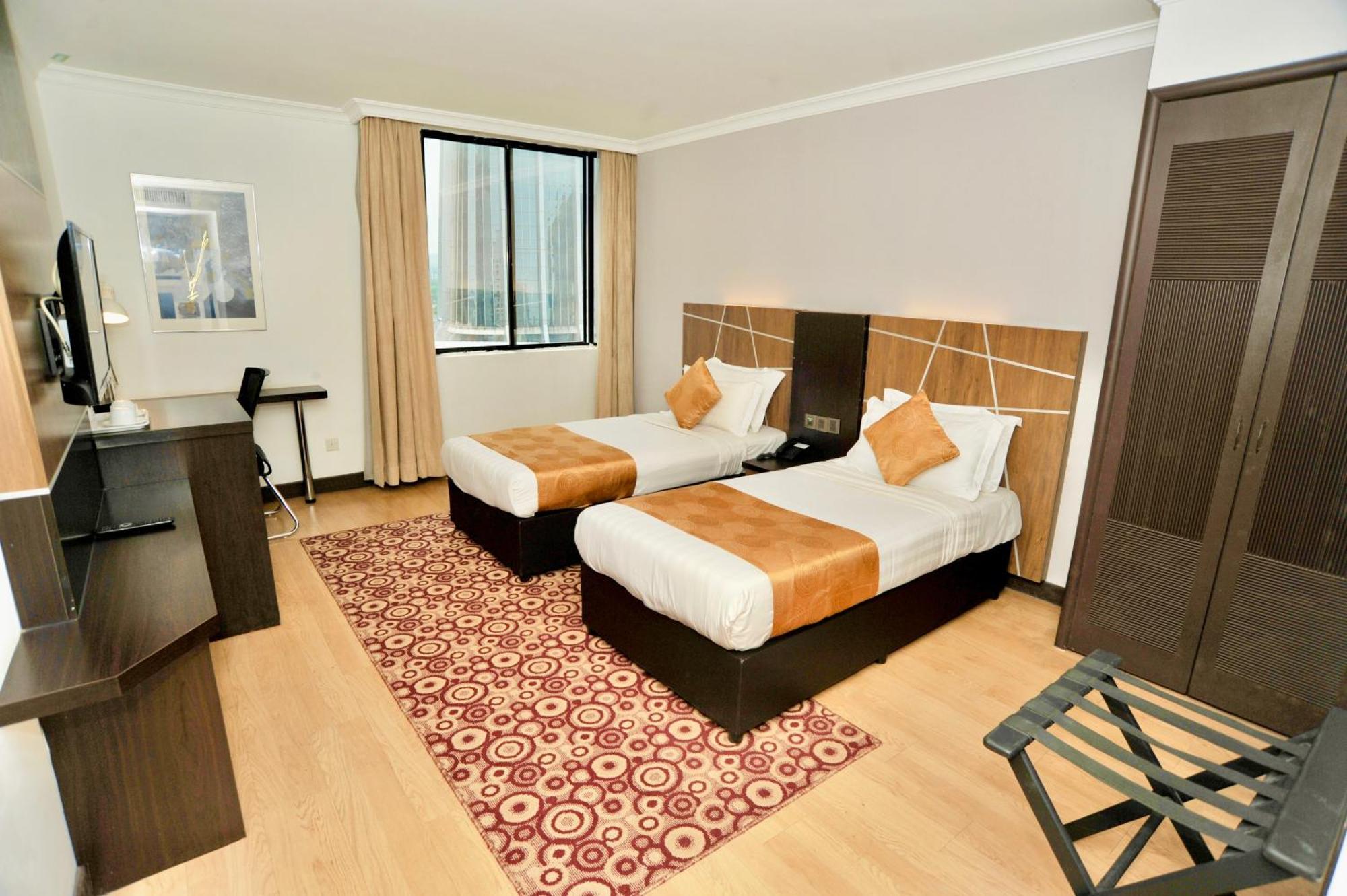 Regalpark Hotel Kuala Lumpur Exteriör bild