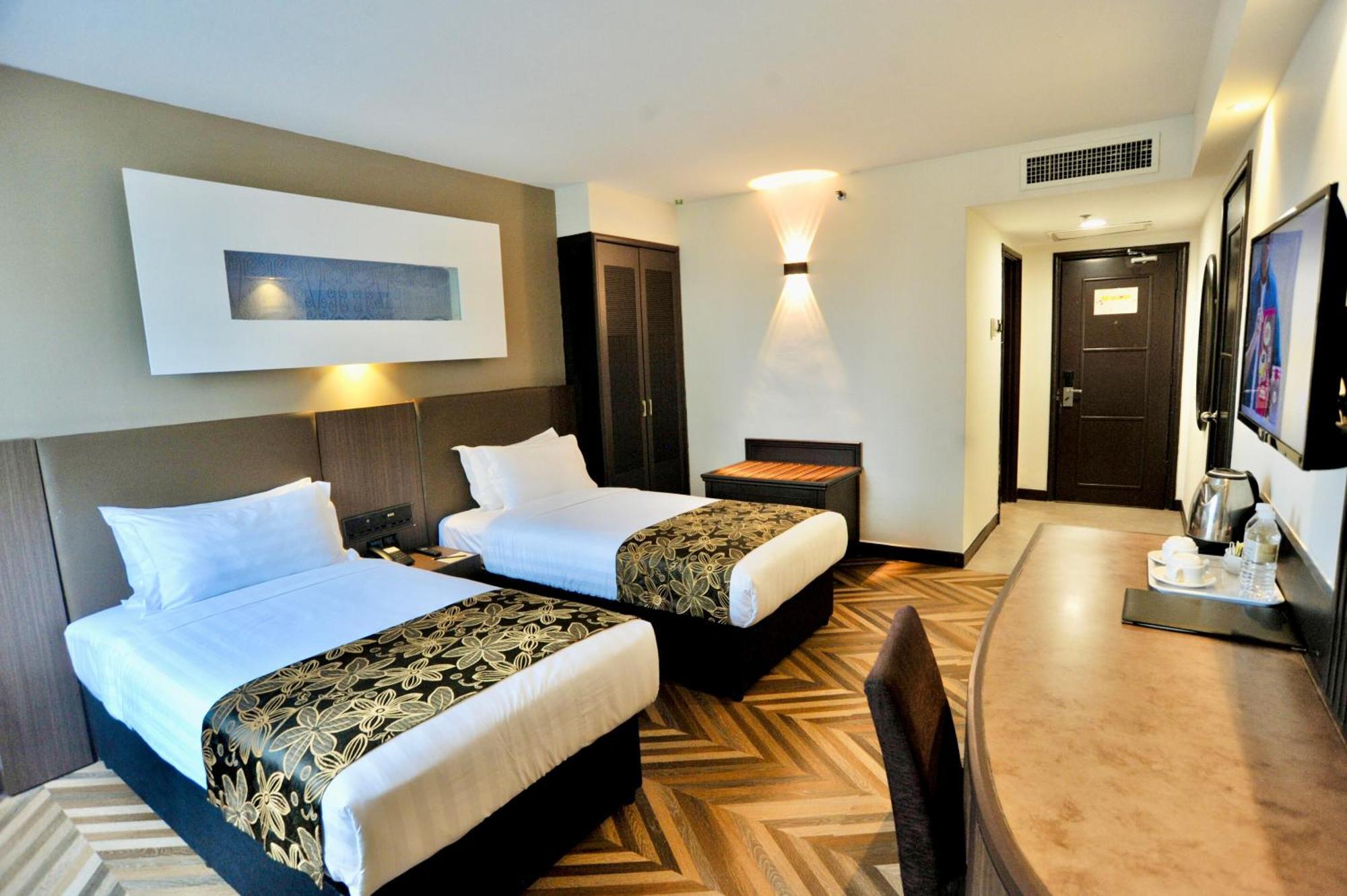 Regalpark Hotel Kuala Lumpur Exteriör bild